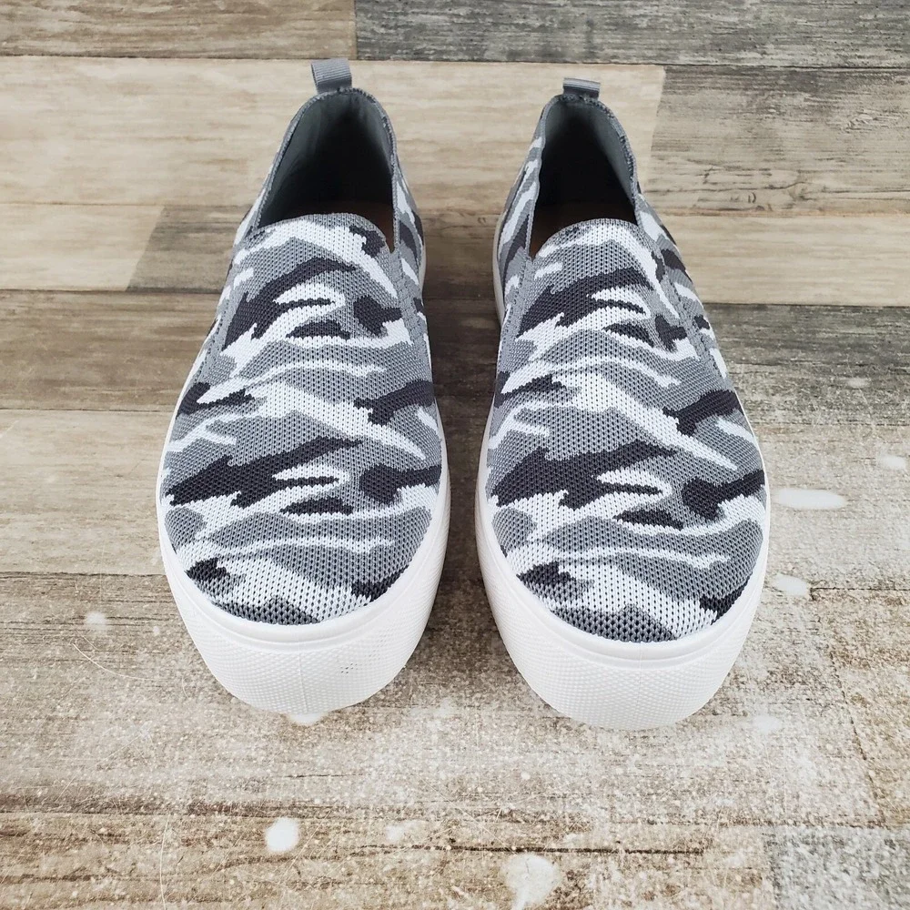 Steve Madden Maygee Womens Platform Shoes Sz 8.5 Gray Camo Slip‎ On Sneaker